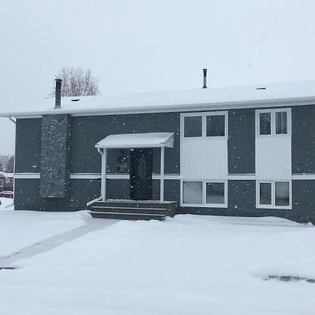 Polar Nights Bed and Breakfast Yellowknife Eksteriør billede