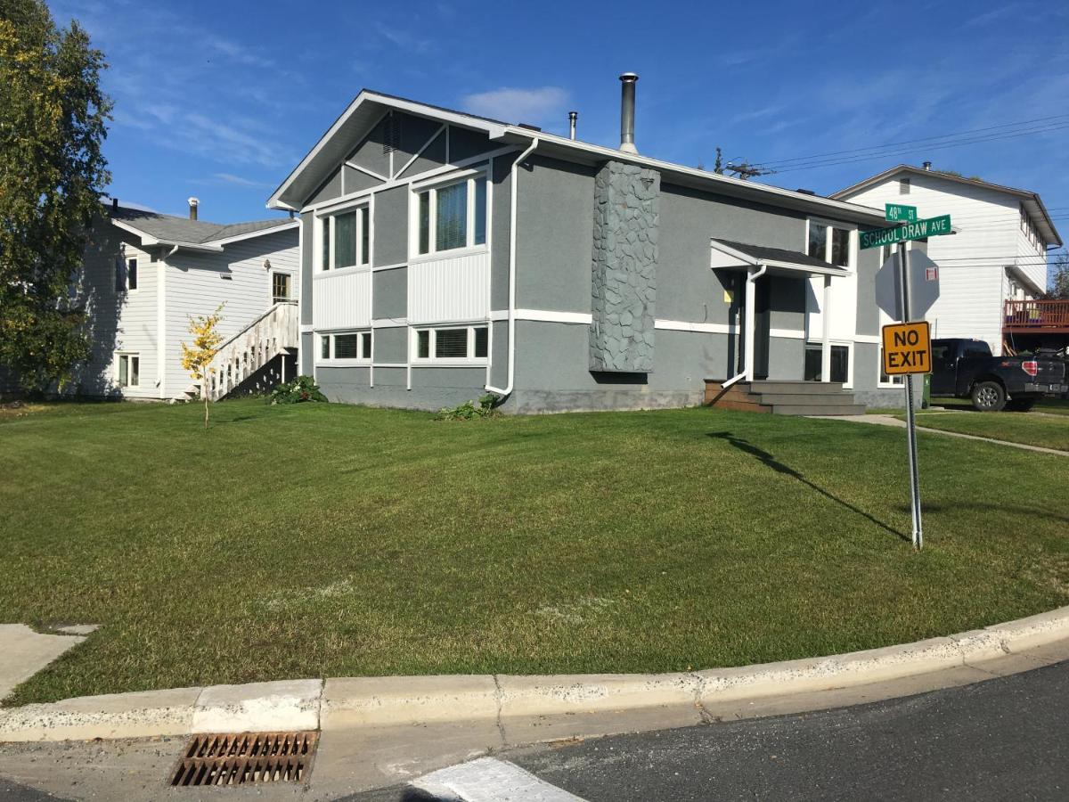 Polar Nights Bed and Breakfast Yellowknife Eksteriør billede